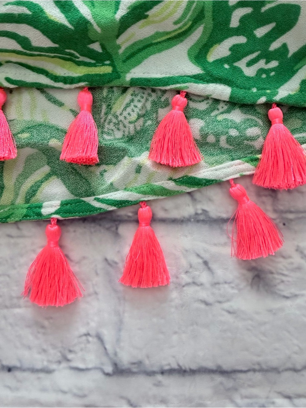 Lilly Pulitzer Ramona Crop Top 2 | NWOT Toucan Green Coco Loca Poms - Picture 3 of 5